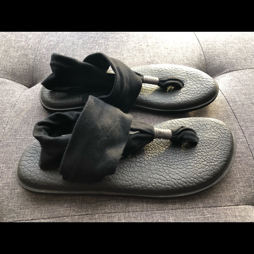 Sanuk yoga mat sandals size 7